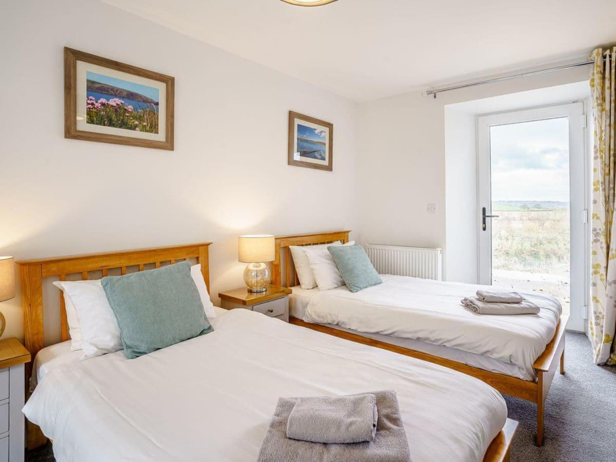 Gwbert Holiday Cottages, Green Meadow Cardigan Exteriör bild