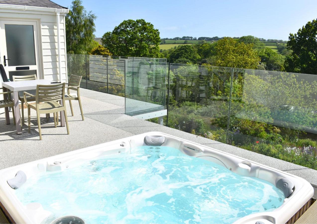 Gwbert Holiday Cottages, Green Meadow Cardigan Exteriör bild